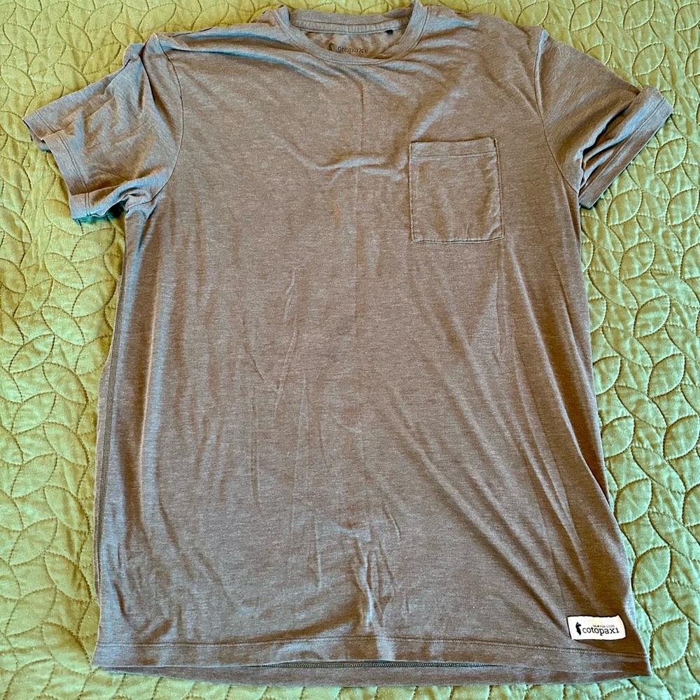 Cotopaxi Paseo Travel Pocket T-Shirt Grey Gray T Shirt Quick Dry Sweat Wicking